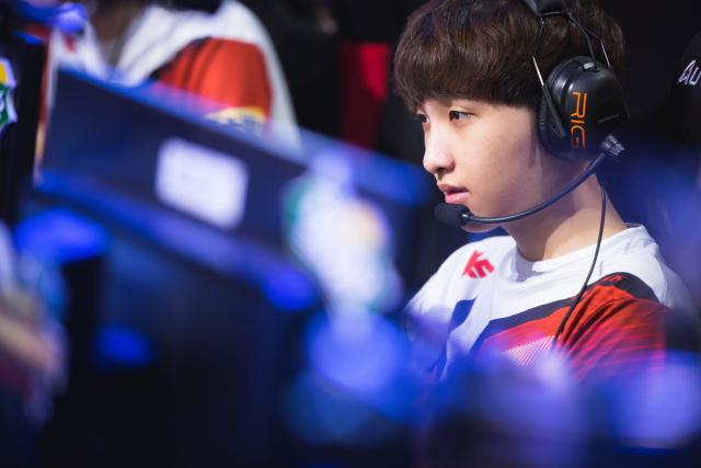 乎不少人意 乎不少人意